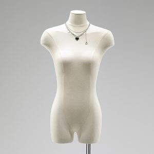 mannequins
